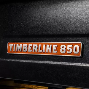 TRAEGER Timberline 850 Bundle - inkl. Abdeckhaube und zwei Sack Pellets